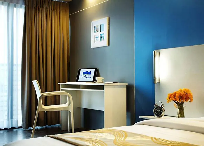 Pillows Hotel